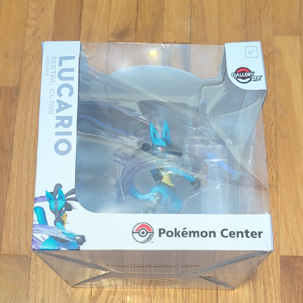 Pokémon Center Galary Figures DX Lucario Figure